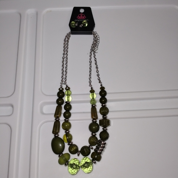 Pina Colada Paradise Green Necklace & Earrings - Picture 4 of 8
